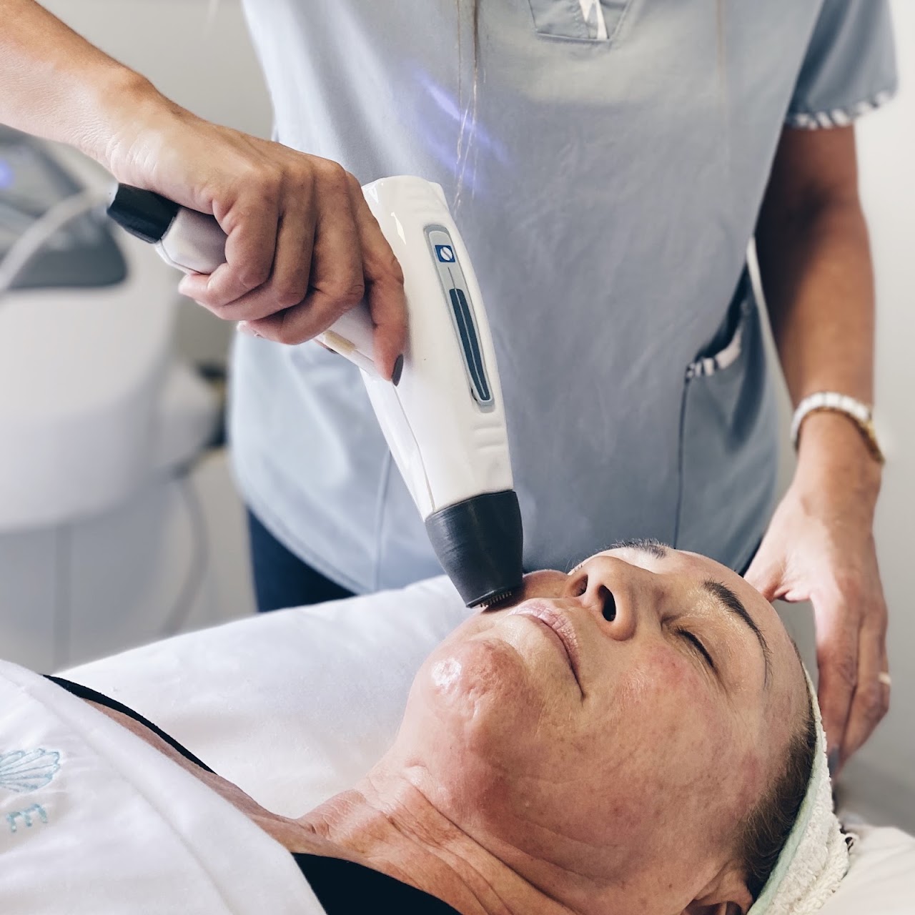 Tratamiento facial de precisión